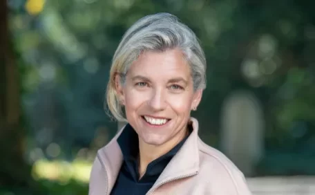 Thumbnail Carol Haeusermann 456x281